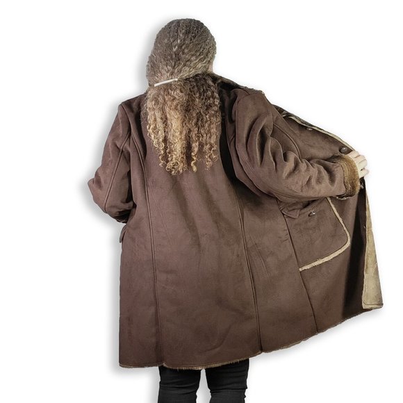 Women's Orvis Shearling Winter Coat - Picture 7 of 12